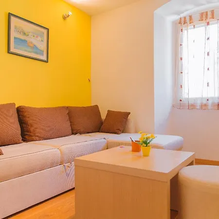 Apartment Holiday Matejuska *