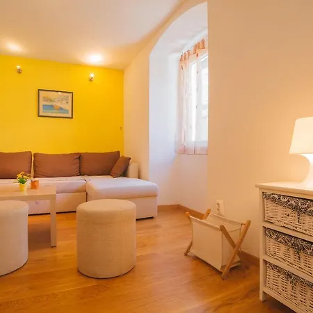 Holiday Matejuska Apartment